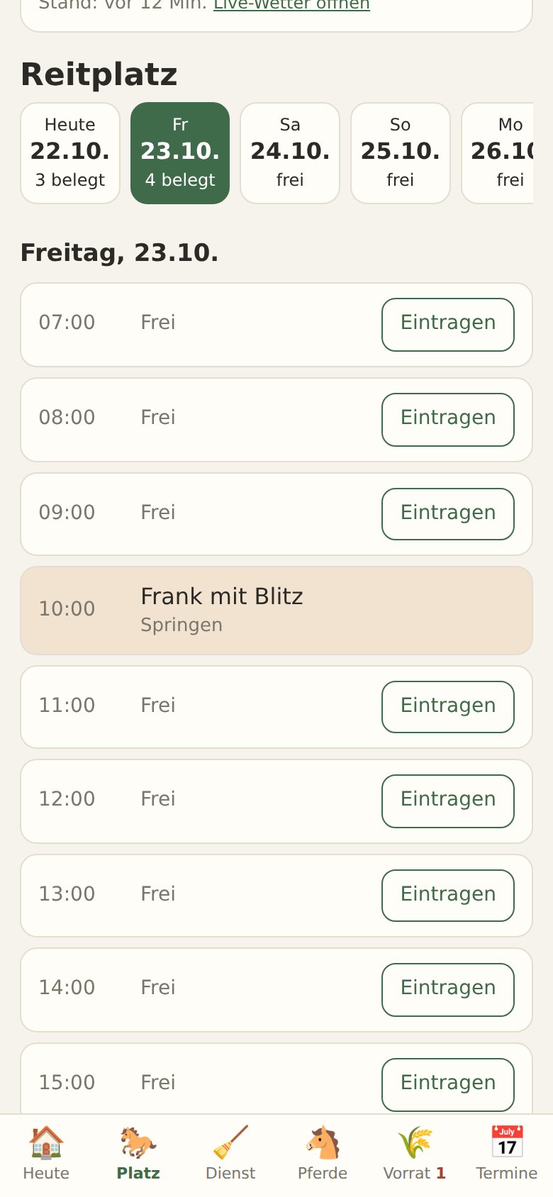 Screenshot: Reitplatz-Belegung mit freien und gebuchten Stunden